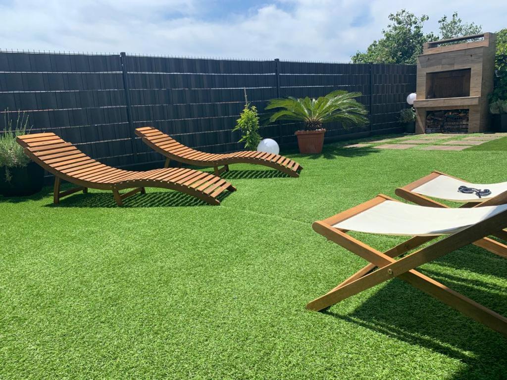טרוגיר Hedonist-Luxury 2 Bedroom Apartment With Private Hot Tub, Garden And Free Parking מראה חיצוני תמונה